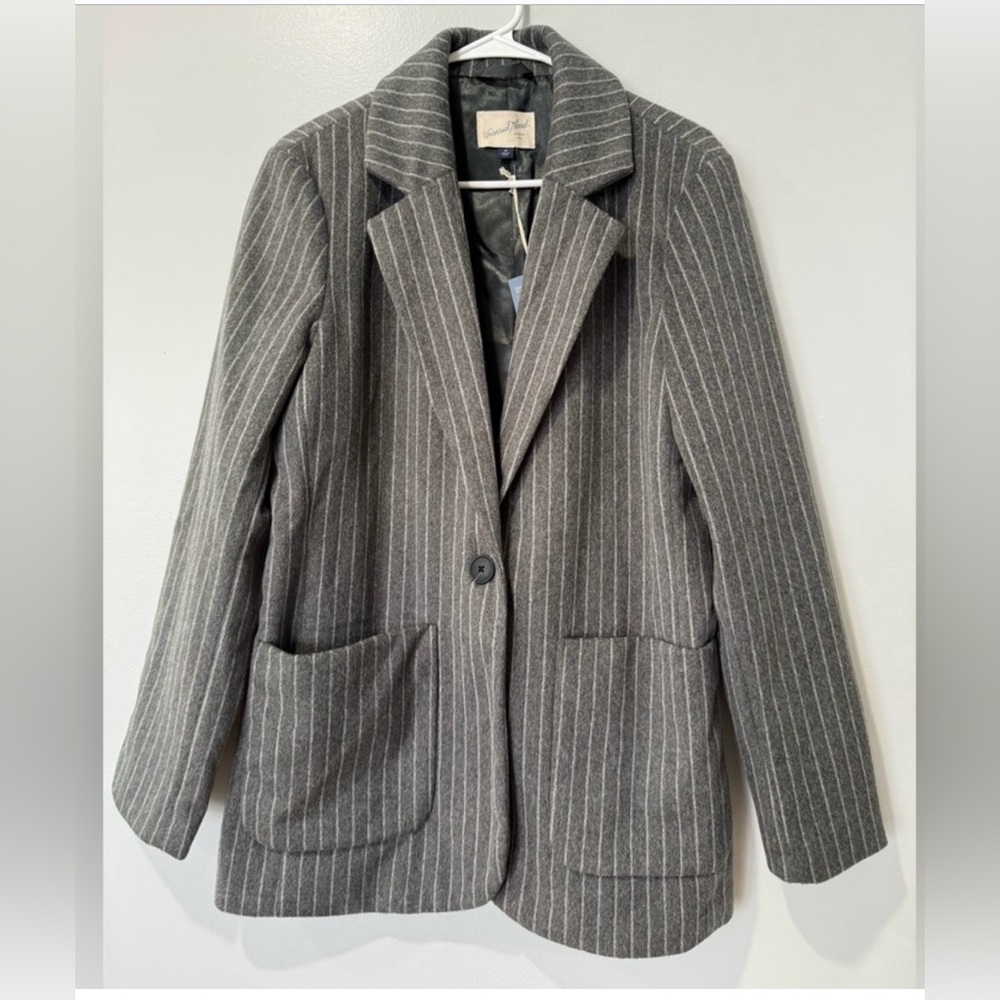 NWT! Universal Threads Jacket